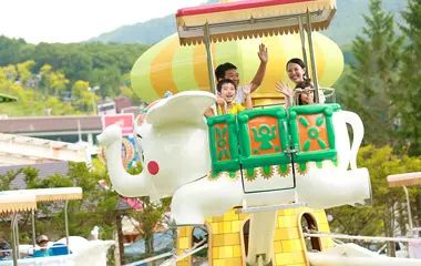 ファミリーランド アトラクション一覧 - 池の平ファミリーランド《公式HP》