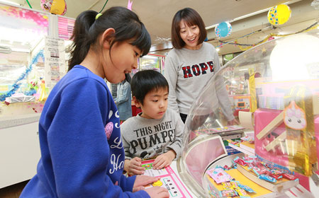 卓球、ゲームコーナーの様子